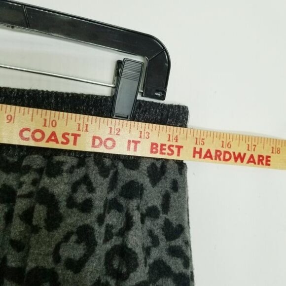 Fade By BKE Womens Leopard Print Jogger Pants Size‎ M Polyester Rayon Blend - Picture 6 of 10